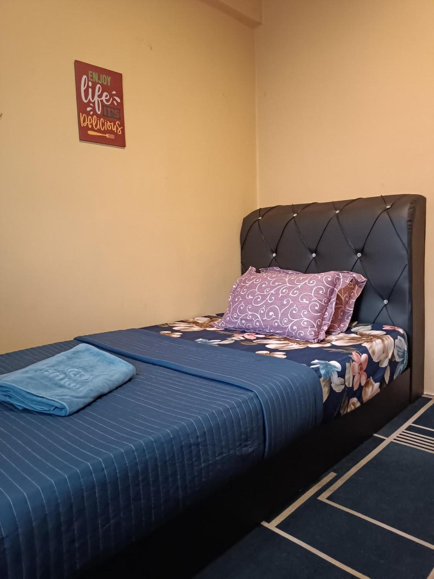 M.Fr Homestay Pangsapuri Putra Damai Путраджая Екстериор снимка