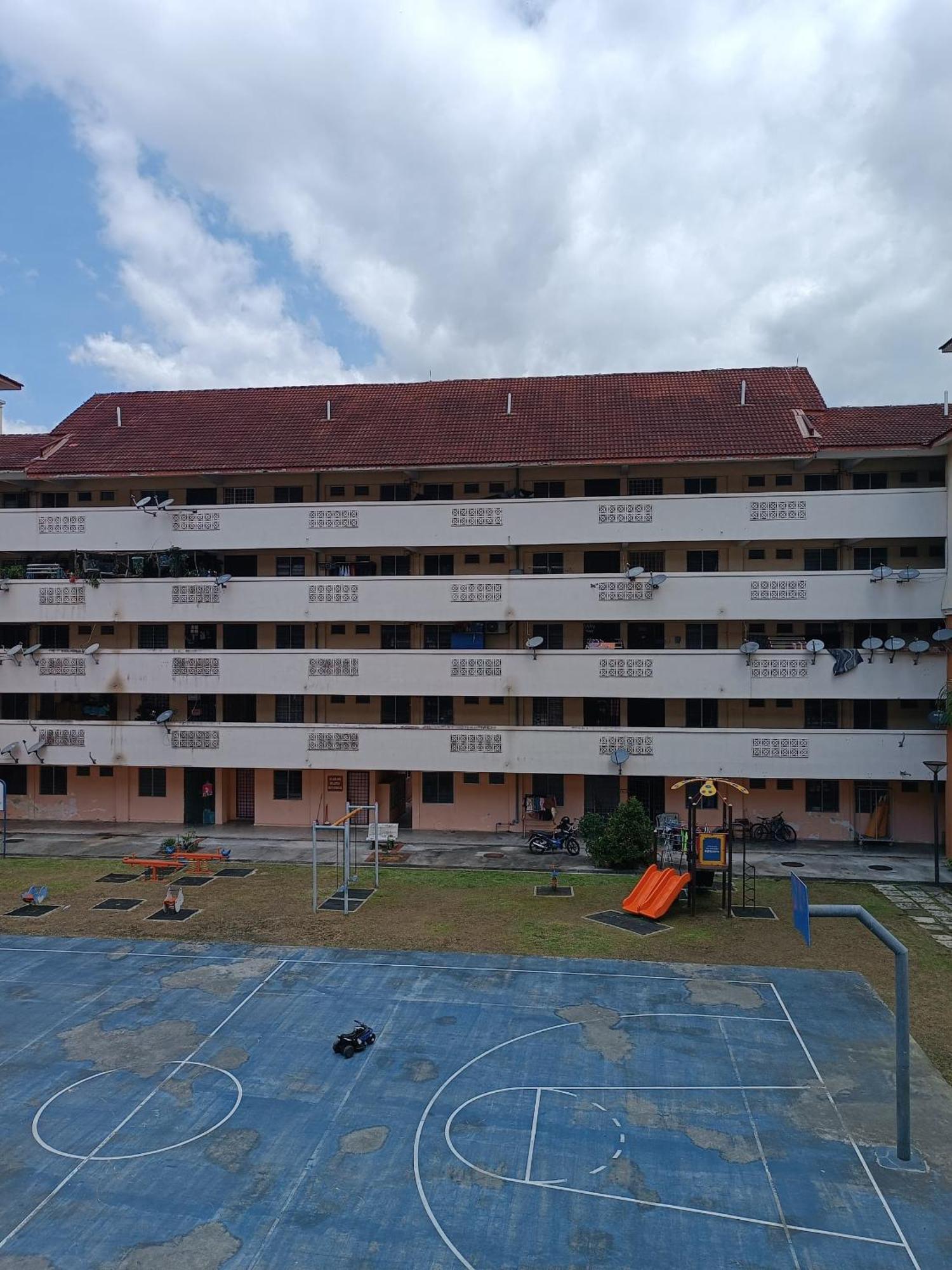 M.Fr Homestay Pangsapuri Putra Damai Путраджая Екстериор снимка